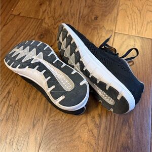 Women’s  Black Saucony Running Shoes